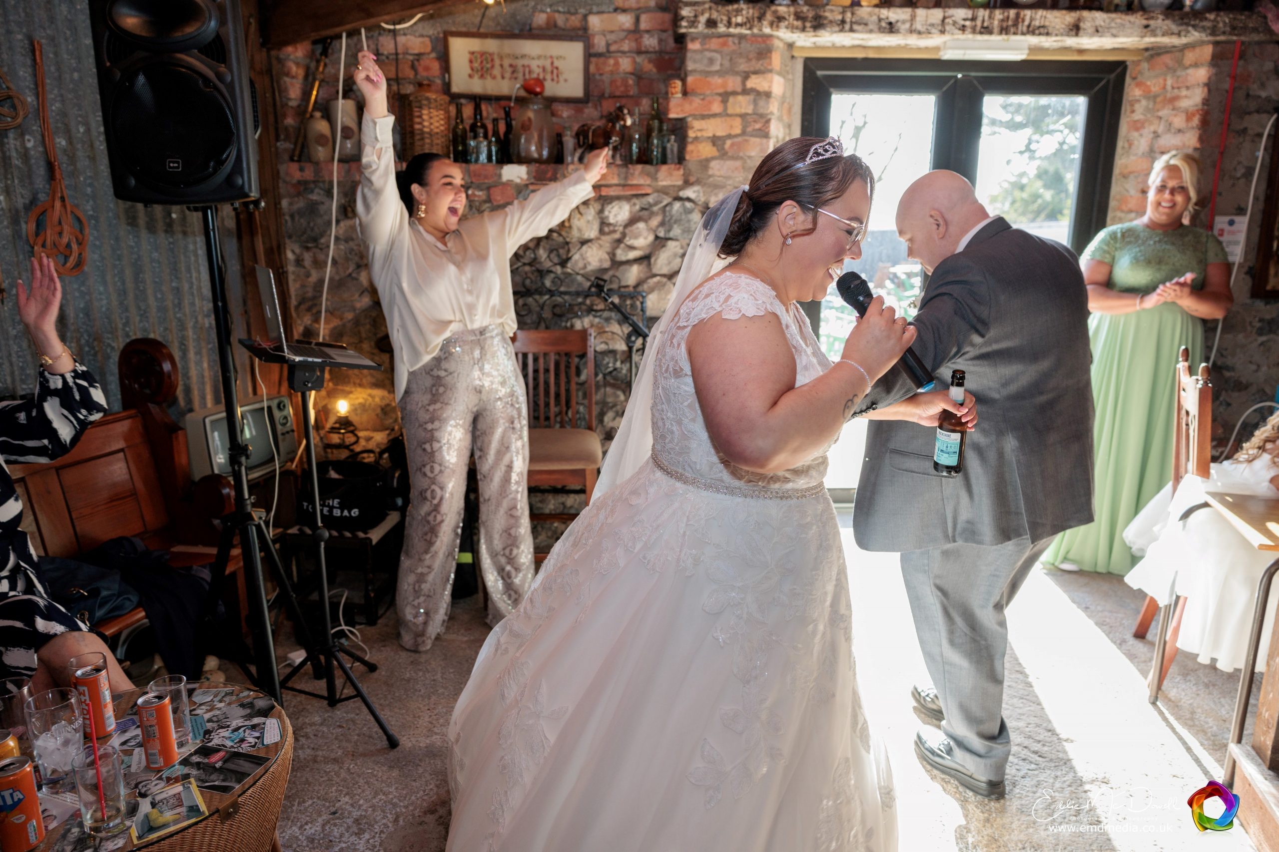 Altahammond Wedding Barn Photographer Emd Media (77)