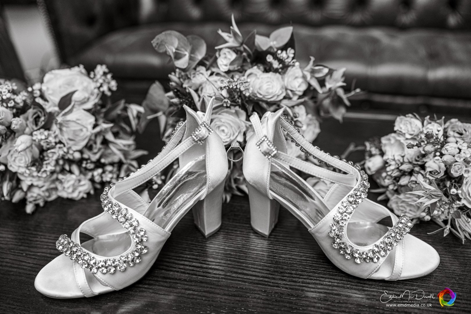 Slieve DOnard Marine Lawn Wedding Photos Emd Media (10)