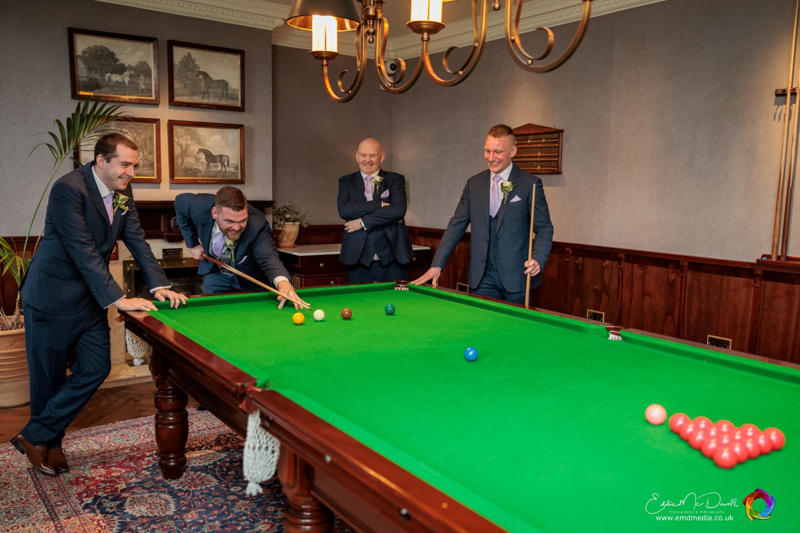 Slieve DOnard Marine Lawn Wedding Photos Emd Media (19)