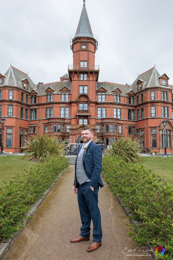 Slieve DOnard Marine Lawn Wedding Photos Emd Media (28)