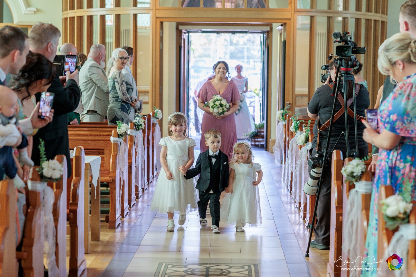 Tullyglass Wedding Photography Emd Media (39)